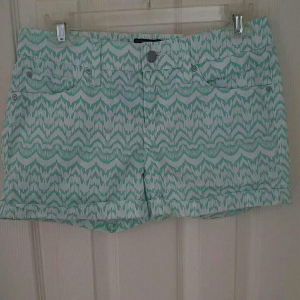 Gap Printed Shorts